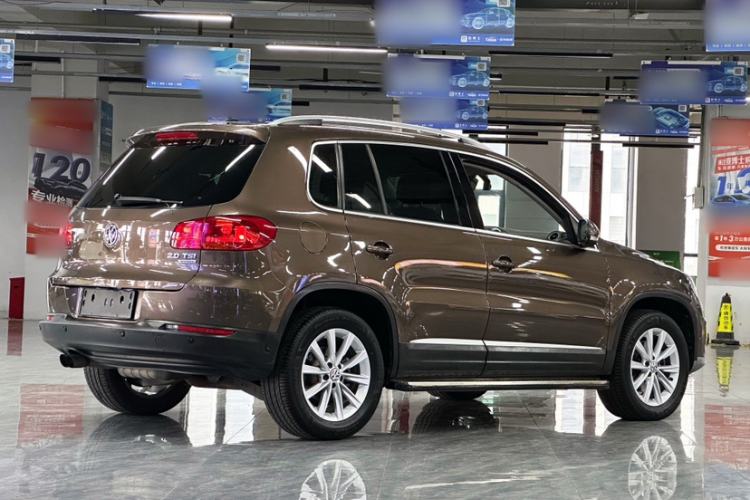 Used Volkswagen Tiguan 2012 2.0 TSI Comfort Edition Exterior 9