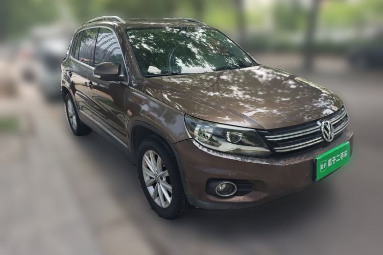 Used Volkswagen Tiguan 2012 2.0 TSI Comfort Edition Front Right 45 Deg