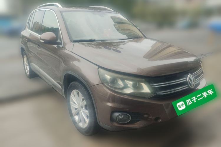 Used Volkswagen Tiguan 2012 2.0 TSI Comfort Edition Front Right 45 Deg