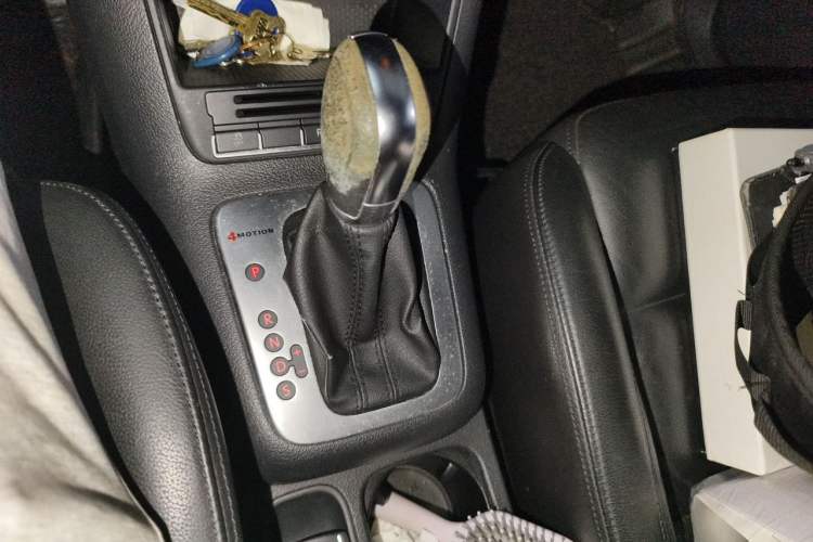 Used Volkswagen Tiguan 2012 2.0 TSI Luxury Edition Gear Lever