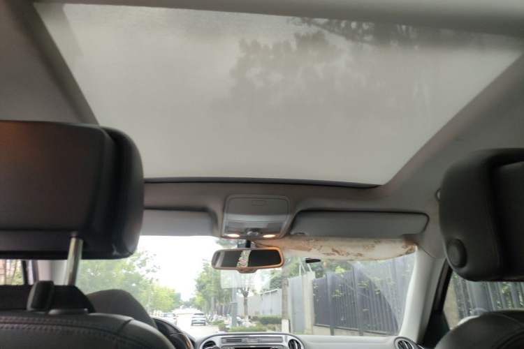 Used Volkswagen Tiguan 2012 2.0 TSI Comfort Edition Headliner