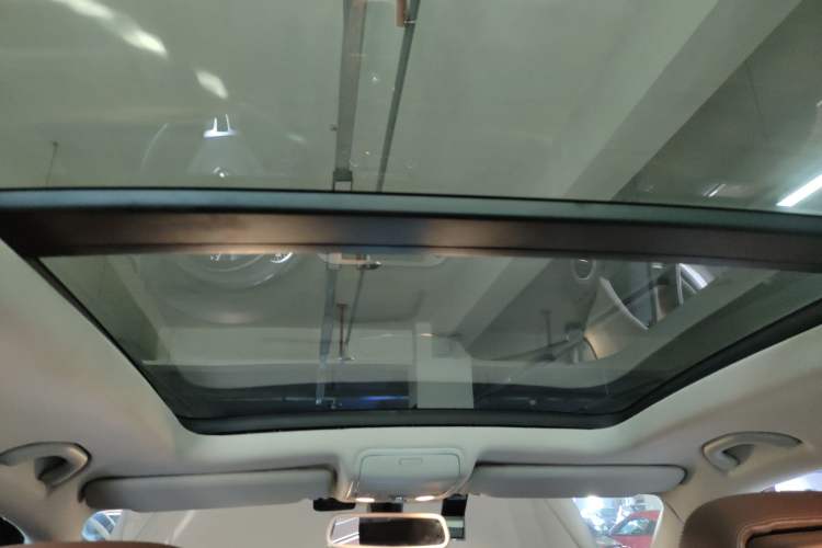 Used Volkswagen Tiguan 2012 2.0 TSI Comfort Edition Headliner