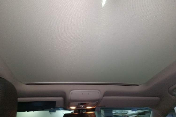 Used Volkswagen Tiguan 2012 2.0 TSI Comfort Edition Headliner