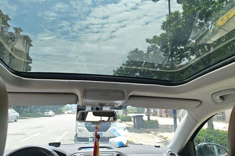 Used Volkswagen Tiguan 2012 2.0 TSI Comfort Edition Headliner