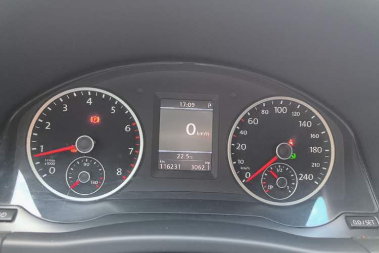Used Volkswagen Tiguan 2012 2.0 TSI Comfort Edition Instrument Cluster
