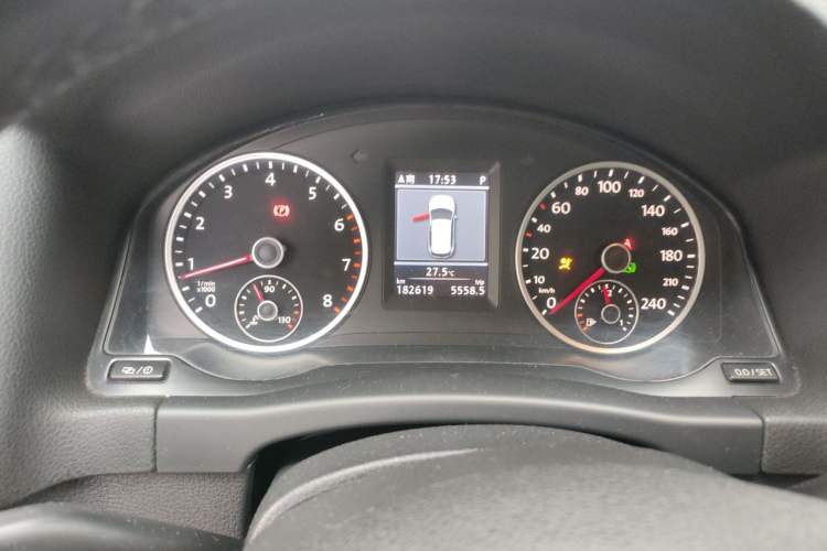 Used Volkswagen Tiguan 2012 2.0 TSI Comfort Edition Instrument Cluster