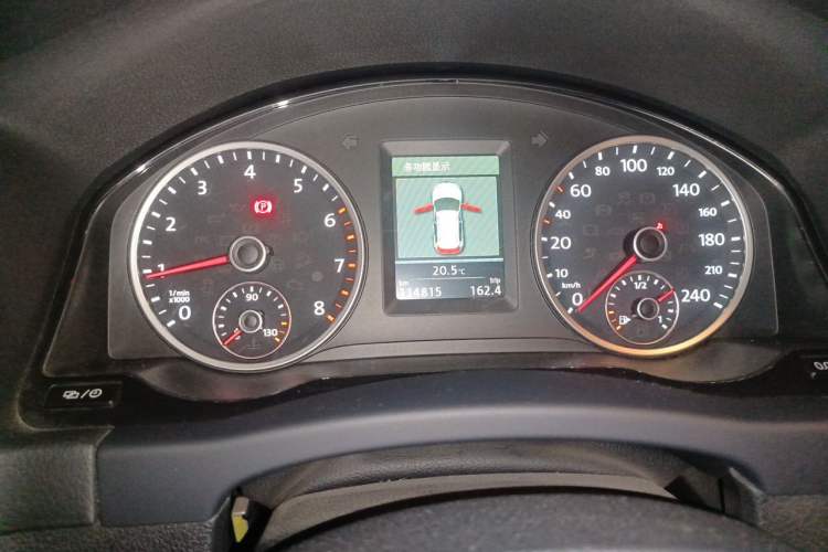 Used Volkswagen Tiguan 2012 2.0 TSI Comfort Edition Instrument Cluster