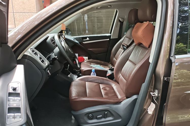 Used Volkswagen Tiguan 2012 2.0 TSI Comfort Edition Left Front Seat