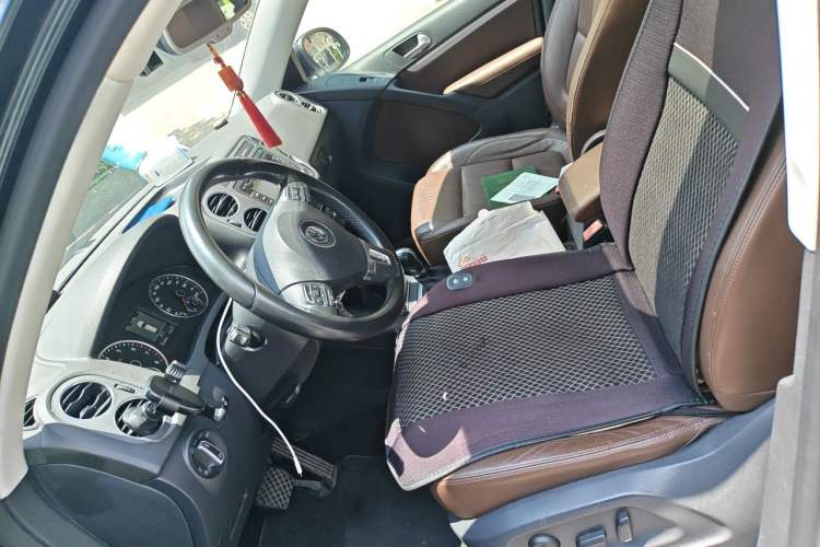 Used Volkswagen Tiguan 2012 2.0 TSI Comfort Edition Left Front Seat
