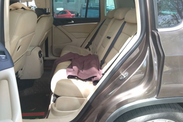 Used Volkswagen Tiguan 2012 2.0 TSI Luxury Edition Left Rear Seat