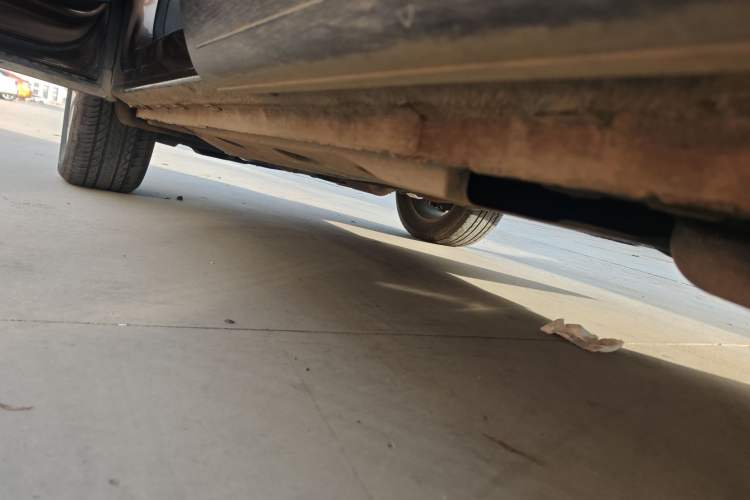 Used Volkswagen Tiguan 2012 2.0 TSI Comfort Edition Left Side Sill