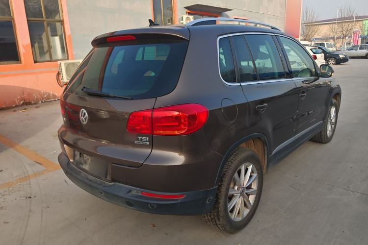 Used Volkswagen Tiguan 2012 2.0 TSI Comfort Edition Rear Right 45 Deg