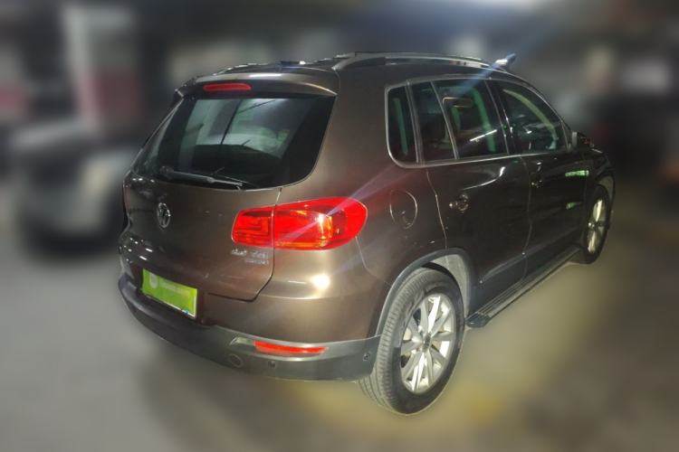 Used Volkswagen Tiguan 2012 2.0 TSI Comfort Edition Rear Right 45 Deg