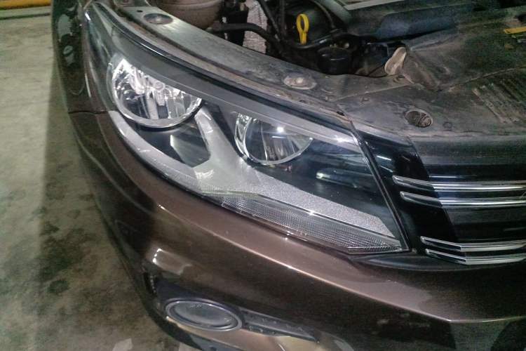 Used Volkswagen Tiguan 2012 2.0 TSI Comfort Edition Right Front Headlight