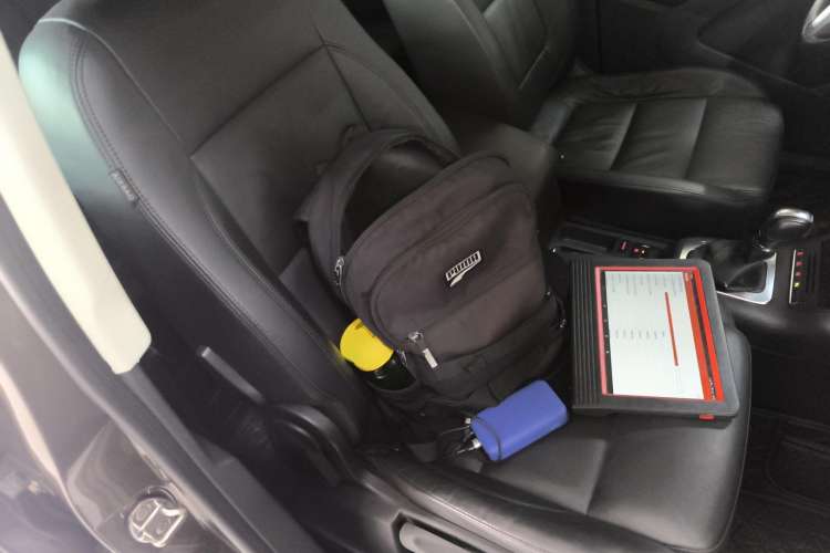 Used Volkswagen Tiguan 2012 2.0 TSI Comfort Edition Right Front Seat