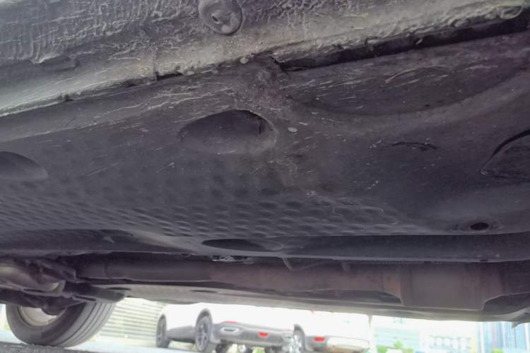 Used Volkswagen Tiguan 2012 2.0 TSI Comfort Edition Right Side Sill