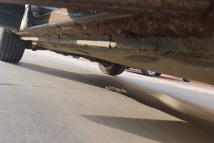 Used Volkswagen Tiguan 2012 2.0 TSI Comfort Edition Right Side Sill