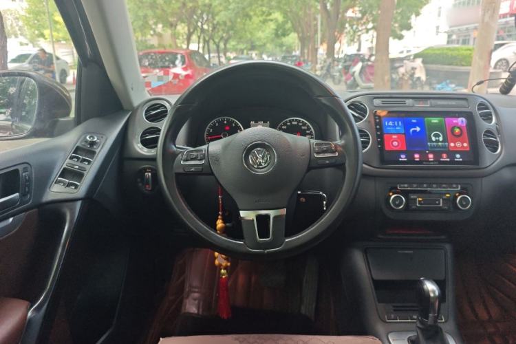 Used Volkswagen Tiguan 2012 2.0 TSI Comfort Edition Steering Wheel