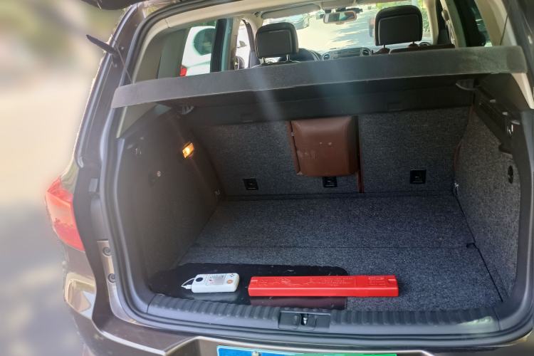 Used Volkswagen Tiguan 2012 2.0 TSI Comfort Edition Trunk