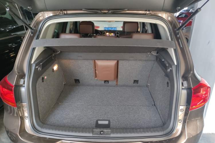 Used Volkswagen Tiguan 2012 2.0 TSI Comfort Edition Trunk