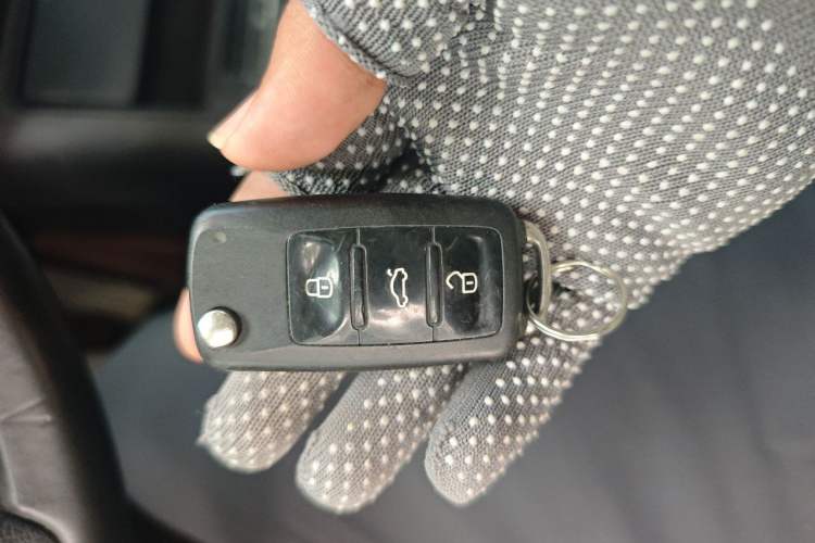 Used Volkswagen Tiguan 2012 2.0 TSI Comfort Edition Vehicle Key
