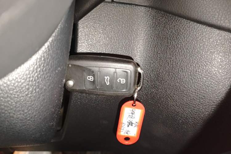 Used Volkswagen Tiguan 2012 2.0 TSI Comfort Edition Vehicle Key
