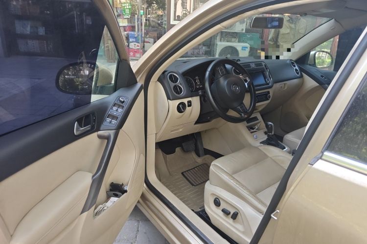 Used Volkswagen Tiguan 2012 1.8TSI Automatic All-Wheel Drive Elite Edition Driver Seat