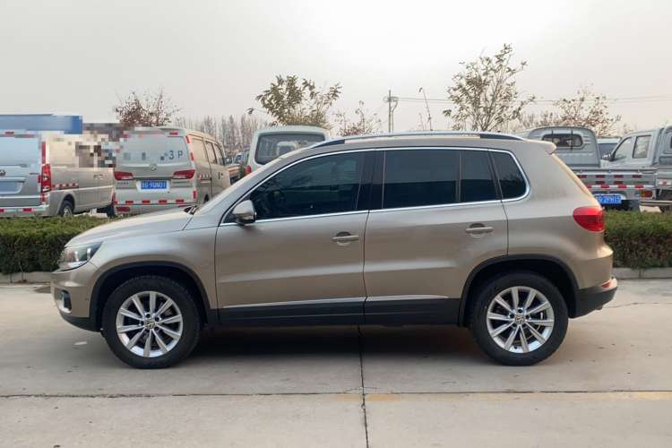 Used Volkswagen Tiguan 2012 2.0 TSI Comfort Edition Exterior 6