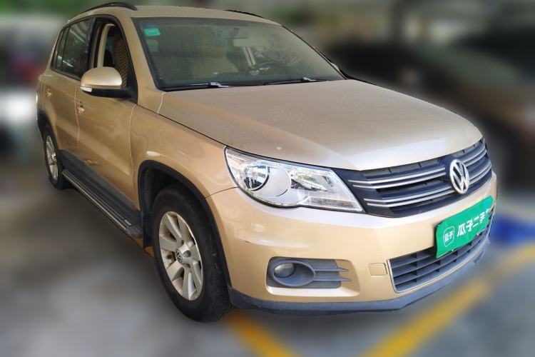 Used Volkswagen Tiguan 2012 1.8TSI Automatic Two-Wheel Drive Trend Edition Front Right 45 Deg