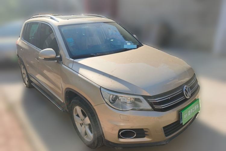 Used Volkswagen Tiguan 2012 2.0 TSI Automatic All-Wheel Drive Flagship Edition Front Right 45 Deg