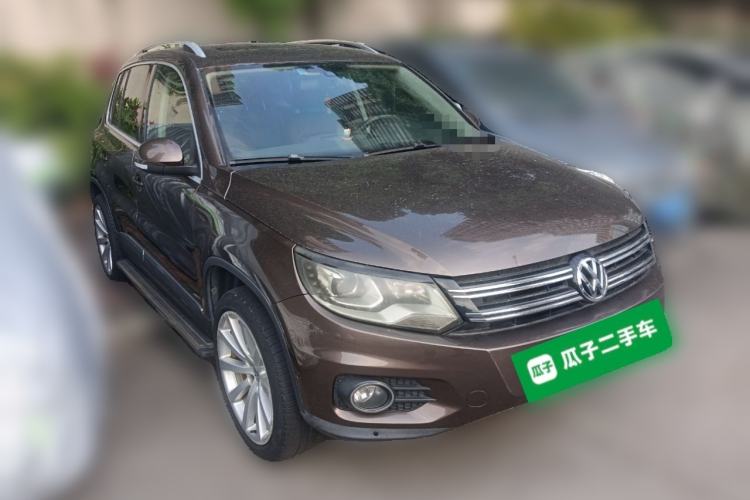 Used Volkswagen Tiguan 2012 2.0 TSI Comfort Edition Front Right 45 Deg