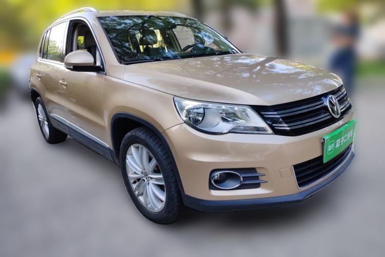 Used Volkswagen Tiguan 2012 2.0 TSI Automatic All-Wheel Drive Elite Edition Front Right 45 Deg