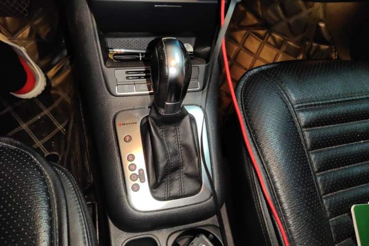 Used Volkswagen Tiguan 2012 2.0 TSI Luxury Edition Gear Lever