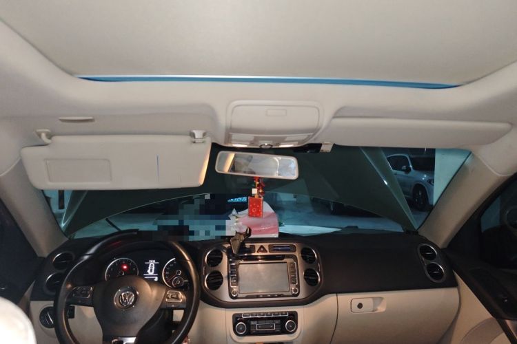 Used Volkswagen Tiguan 2012 1.8TSI Automatic Two-Wheel Drive Zhaoshi Edition Headliner