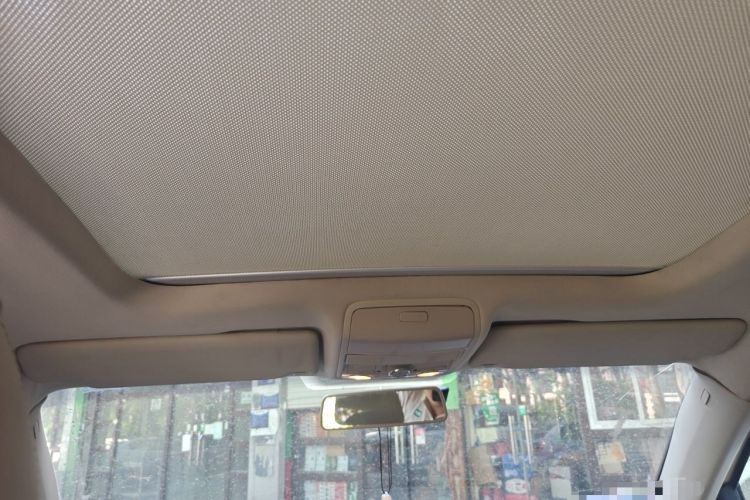 Used Volkswagen Tiguan 2012 1.8TSI Automatic All-Wheel Drive Elite Edition Headliner