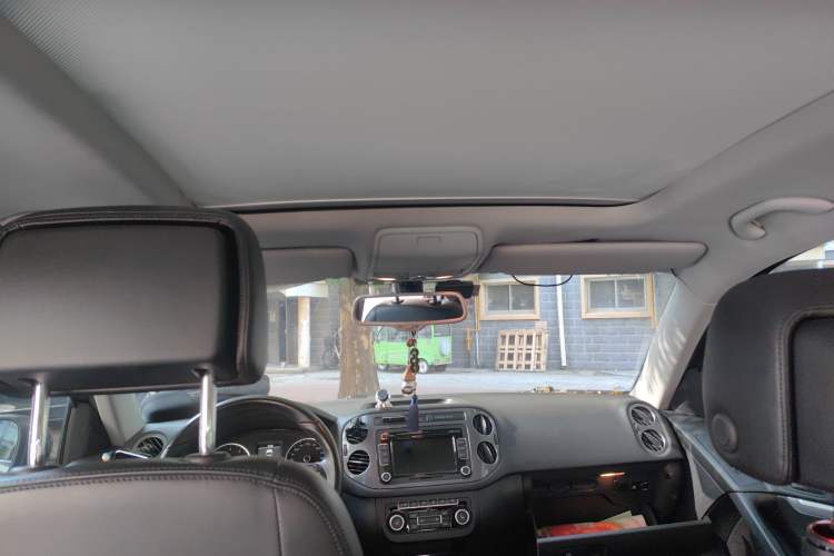 Used Volkswagen Tiguan 2012 2.0 TSI Comfort Edition Headliner