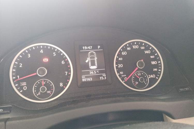 Used Volkswagen Tiguan 2012 1.8TSI Automatic Two-Wheel Drive Trend Edition Instrument Cluster