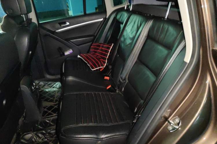 Used Volkswagen Tiguan 2012 2.0 TSI Luxury Edition Left Rear Seat