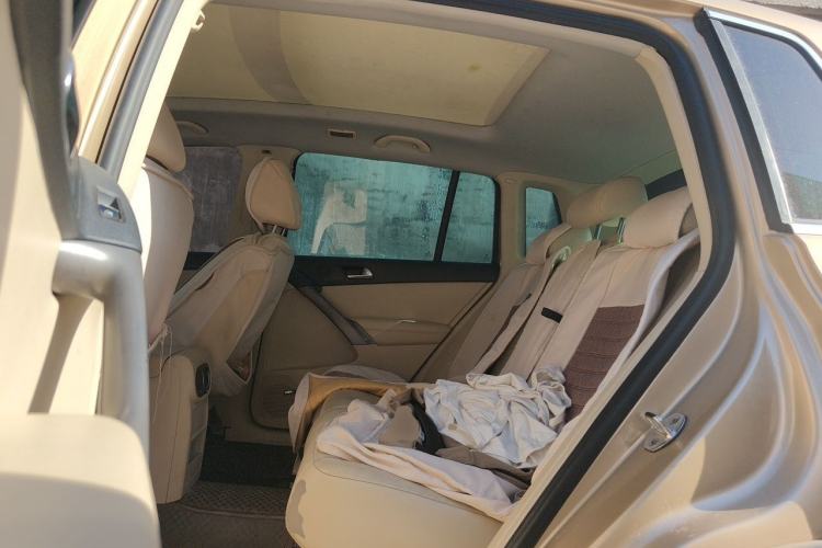 Used Volkswagen Tiguan 2012 2.0 TSI Automatic All-Wheel Drive Flagship Edition Left Rear Seat