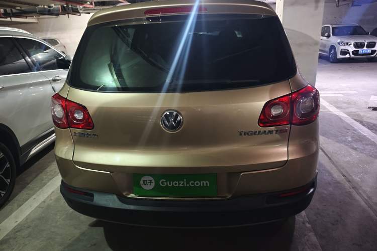 Used Volkswagen Tiguan 2012 1.8TSI Automatic Two-Wheel Drive Zhaoshi Edition Rear