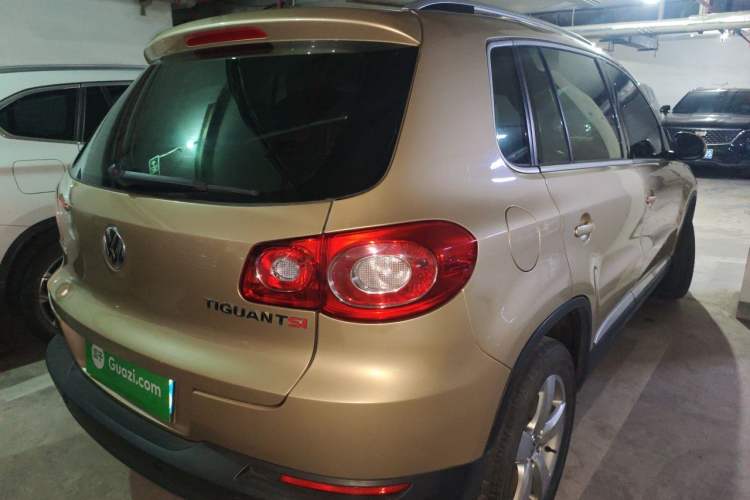 Used Volkswagen Tiguan 2012 1.8TSI Automatic Two-Wheel Drive Zhaoshi Edition Rear Right 45 Deg