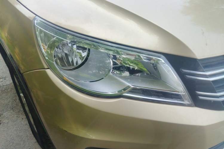 Used Volkswagen Tiguan 2012 1.8TSI Automatic Two-Wheel Drive Trend Edition Right Front Headlight