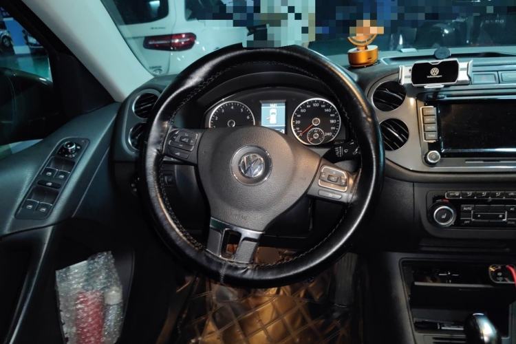 Used Volkswagen Tiguan 2012 2.0 TSI Luxury Edition Steering Wheel