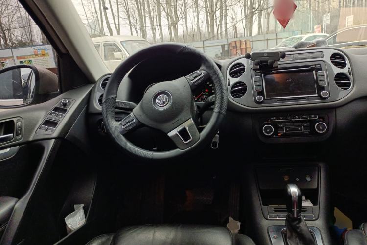 Used Volkswagen Tiguan 2012 2.0 TSI Comfort Edition Steering Wheel