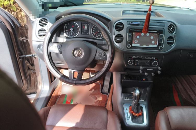 Used Volkswagen Tiguan 2012 2.0 TSI Comfort Edition Steering Wheel