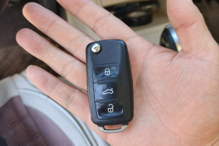 Used Volkswagen Tiguan 2012 2.0 TSI Automatic All-Wheel Drive Flagship Edition Vehicle Key