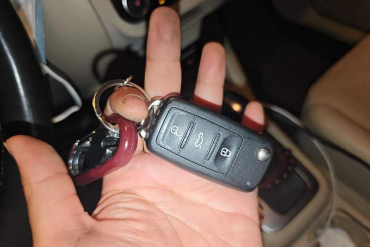 Used Volkswagen Tiguan 2012 2.0 TSI Automatic All-Wheel Drive Flagship Edition Vehicle Key