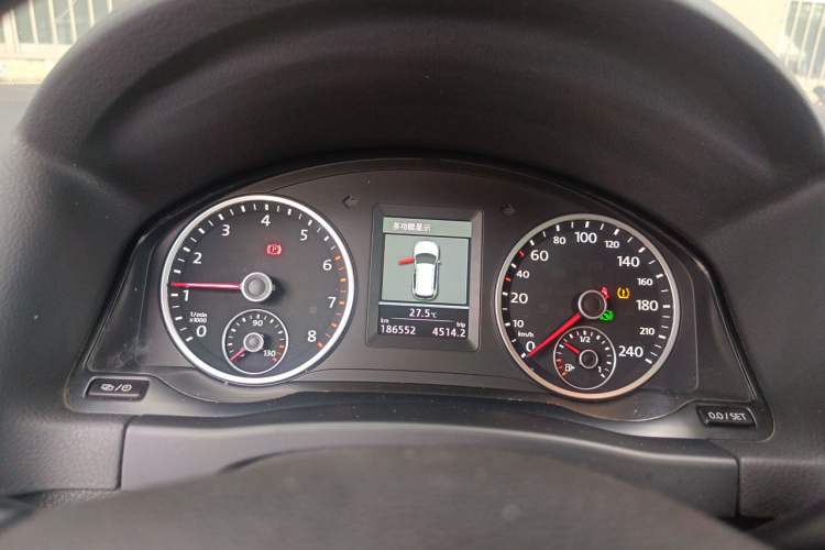 Used Volkswagen Tiguan 2012 2.0 TSI Comfort Edition Instrument Cluster