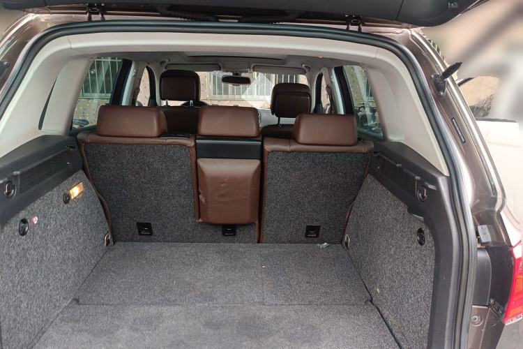 Used Volkswagen Tiguan 2012 2.0 TSI Comfort Edition Trunk