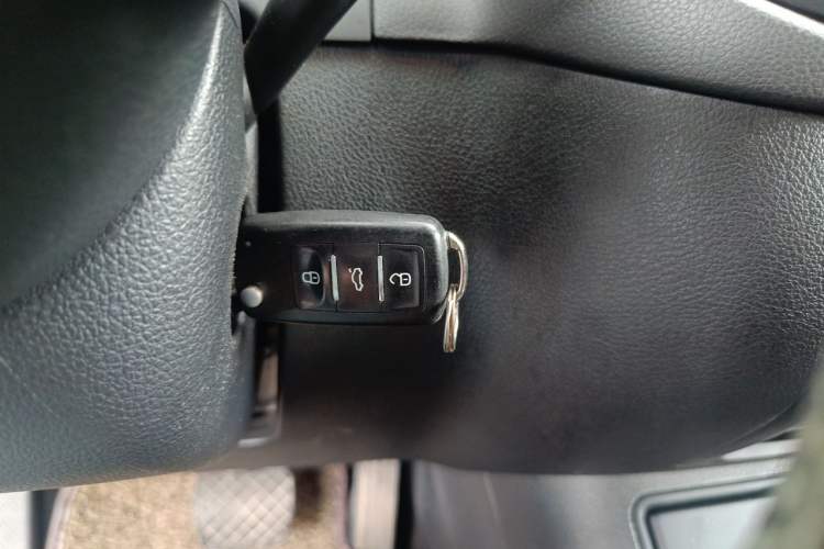 Used Volkswagen Tiguan 2012 2.0 TSI Comfort Edition Vehicle Key